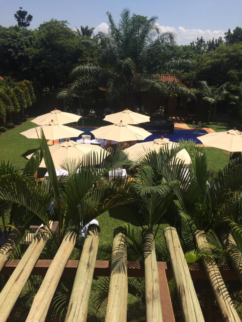 No 5 Boutique Hotel Limited Entebbe Buitenkant foto